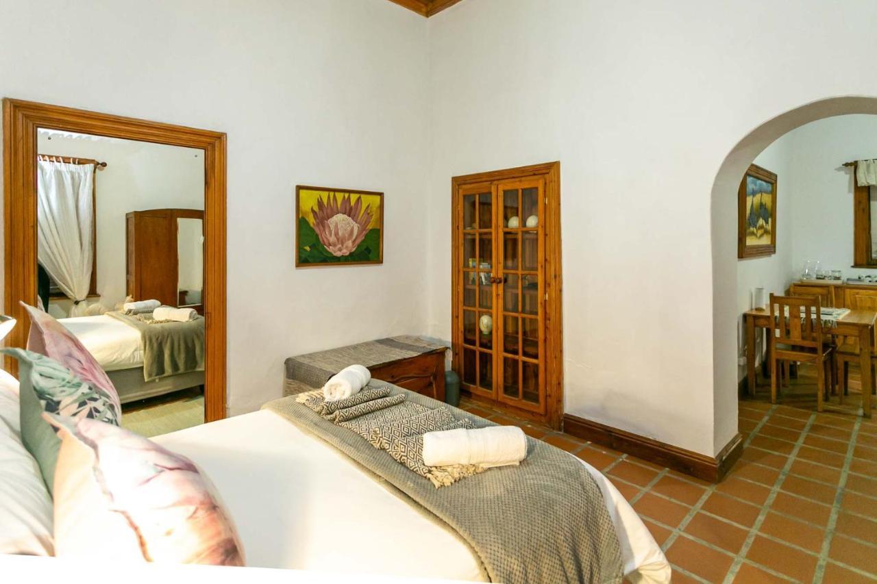 Ravenscliff Manor Hotel Oudtshoorn Exterior photo